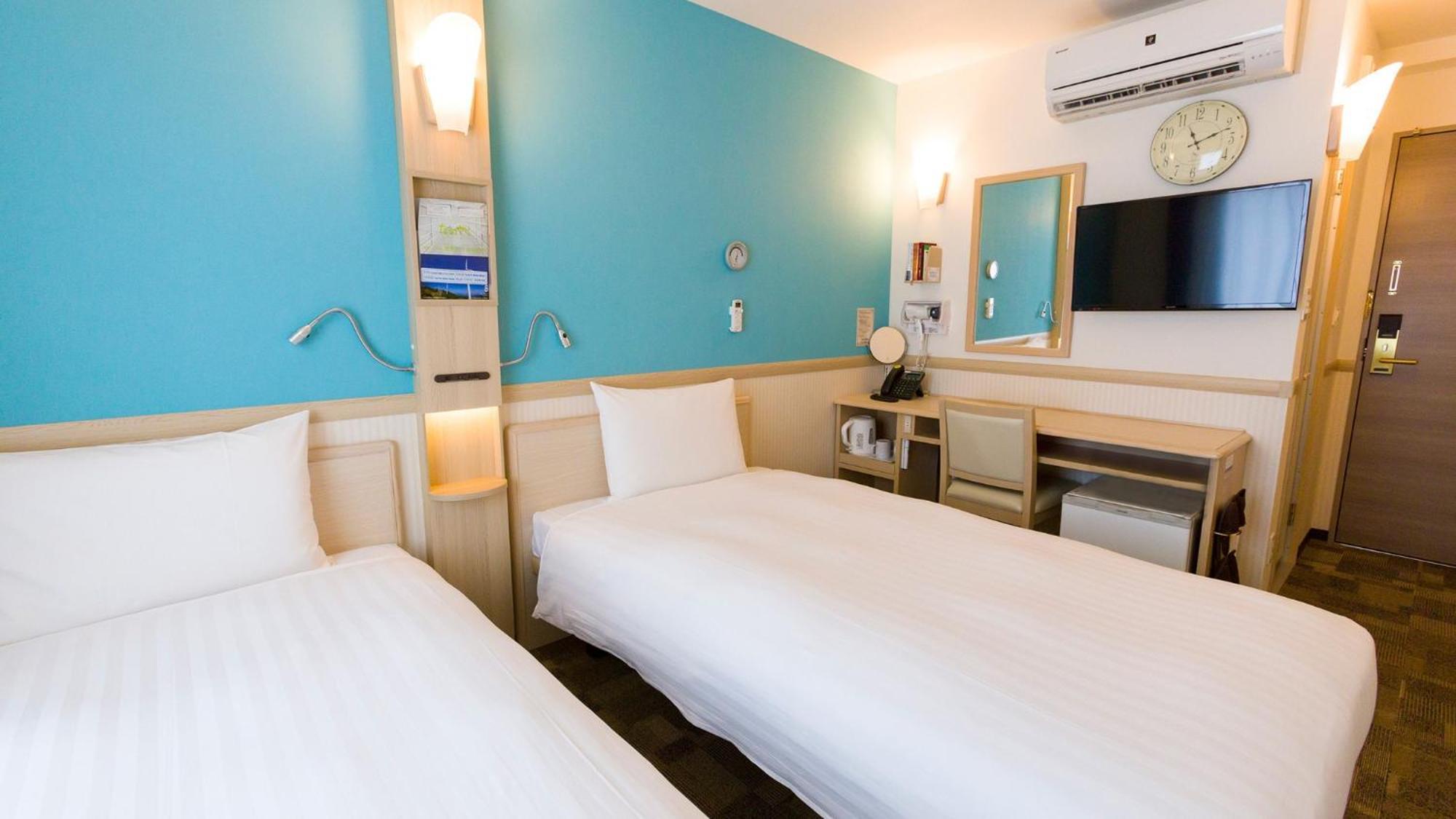 Toyoko Inn Ebina Eki Higashi Guchi Номер фото